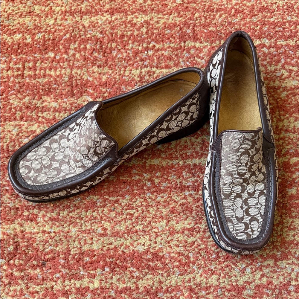 Coach Classic Brown Patterned Slip-On Loafers